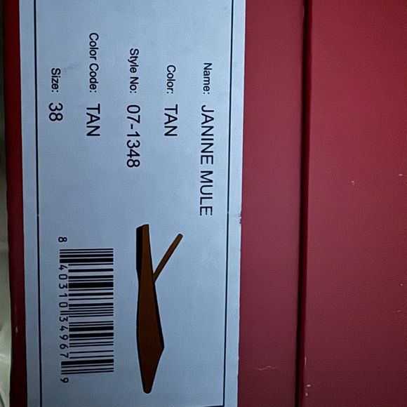 Staud Janine mules in tan color size 38 or 8 - Picture 2 of 4